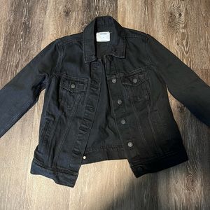 NWOT Old Navy Black Denim Jacket